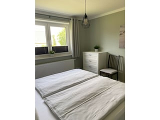 Schlafzimmer 2 EG
