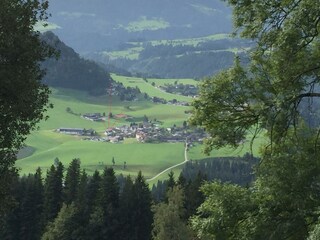 06769F43-3889-46A8-96A6-4A56A3E6E363