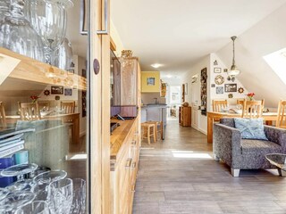 Wohnbereich mit Blick zur Essecke