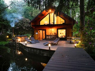 Front of the cabin in the evening