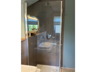 Badezimmer 1 Dusche