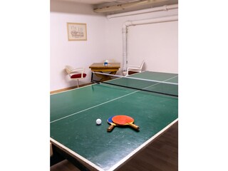 Freizeitraum im Keller