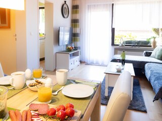 Wohnzimmer aus Essbereich Perspektive