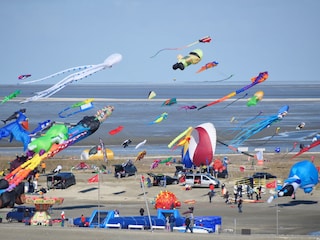 Drachenflugtage in der Perlebucht