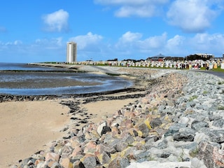 Blick zum Hochhaus