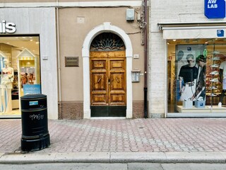 entrance corso italia 34 57025 Piombino Livorno