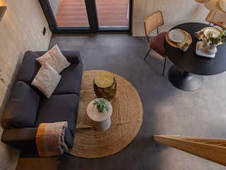 Sitzecke und Esstisch