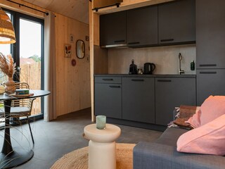 Complete kitchen with dishwasher