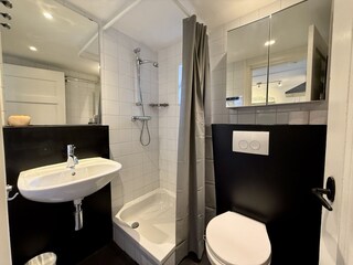 Badezimmer Erdgeschoß