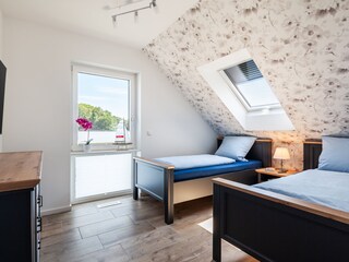 Schlafzimmer 3