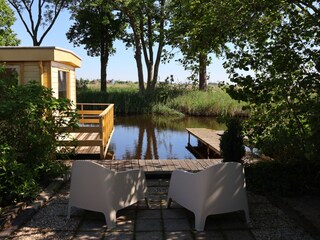 Angenehmer Sitz am Wasser