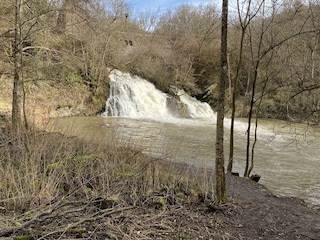 Elzbach-Wasserfall bei Pyrmonter Mühle