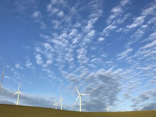 Windräder oberhalb Volkesfeld/Rieden