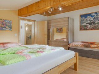 Top2 Schlafzimmer Nr. 1