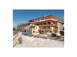 Ansicht Hotel Winter