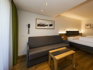 CHRIS_HASIBEDER_DSC4982_b