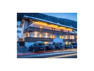 Alpinhome Ferienhaus Außen