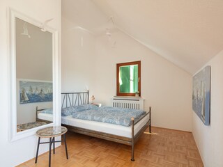 Vorderes Schlafzimmer