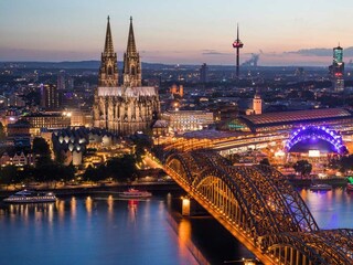 Aussicht auf den Kölner Dom und die Stadt