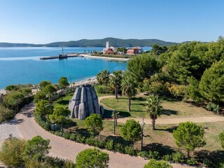 Mobilhome Zlarin Omgeving 34