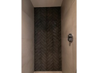 Walk-in shower bathroom 1