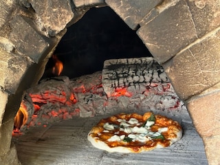 Outdoor-Pizza-Ofen