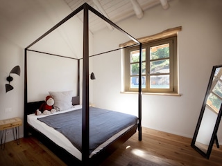 Schlafzimmer 4