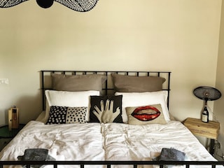 Schlafzimmer 6 (2)