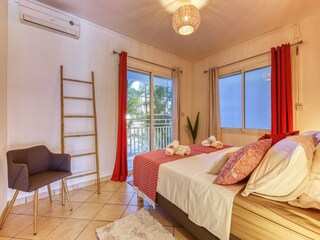 Apartment Saint-Gilles-les-Bains Ausstattung 14
