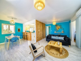Apartment Saint-Gilles-les-Bains Ausstattung 1