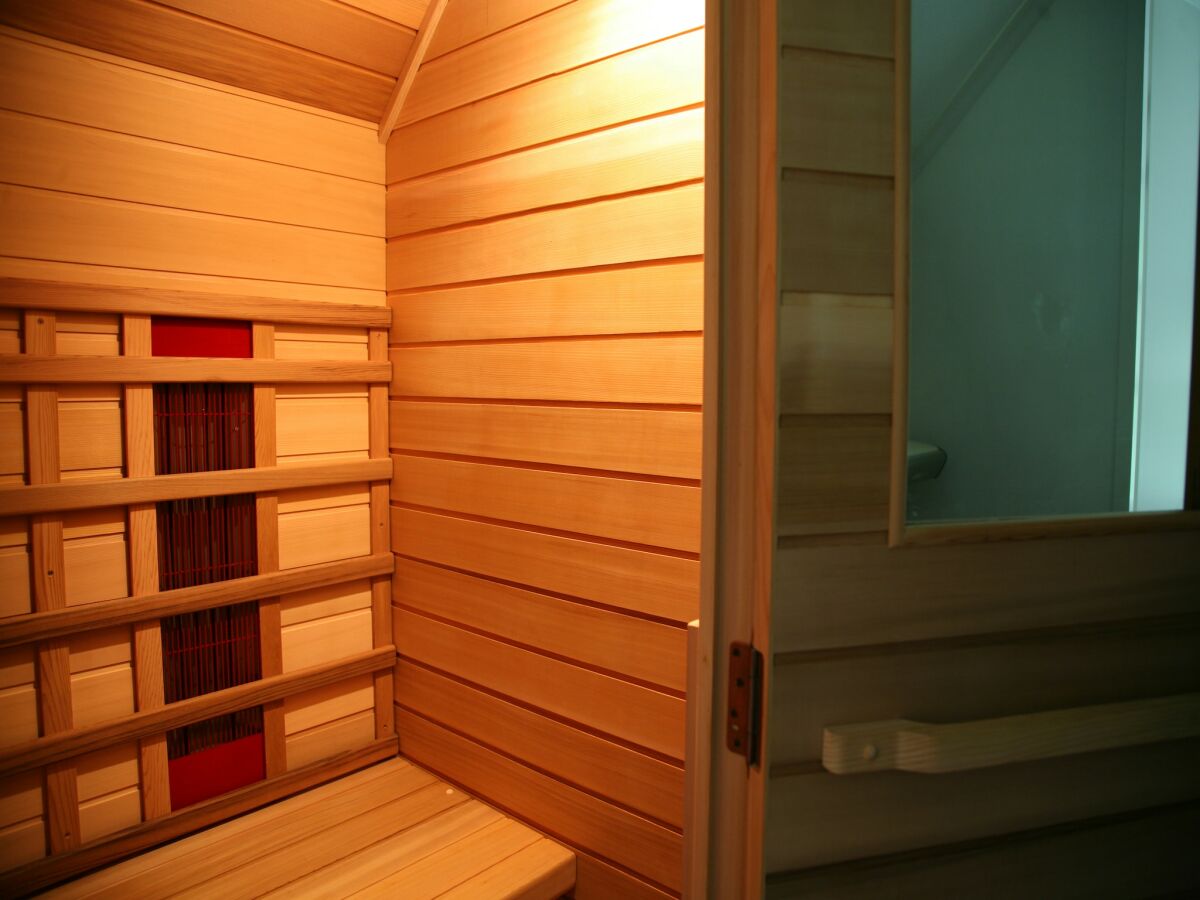 Holiday park Wellnessvilla in Green Ruinen - Outdoor photo 14