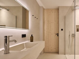 599_GJK_251107_3415_LL_Jaist