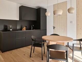 599_GJK_251106_2172_LL_Jaist