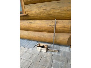 Waldzeitlodge Neuhütten Schuhputzzubehör