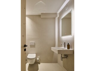 599_GJK_251106_2393_LL_Jaist