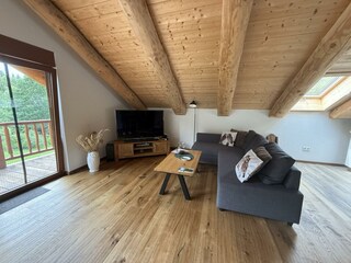Waldzeitlodge Neuhütten Eule Wohnraum