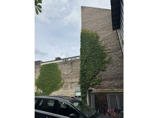 Hinterhaus - Garage