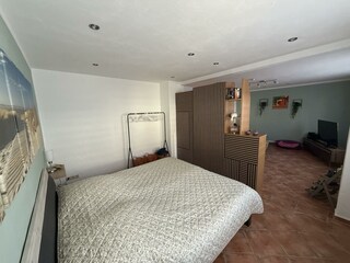 FeWo Wiesenhaus_Schlaf-Wohnbereich_Gusenburg