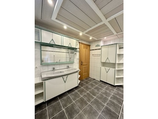 Badezimmer 1