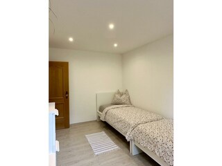 Schlafzimmer 4