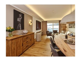 23 WZ Blick vom Esstisch