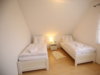 Villa Hasi - Zweitbettzimmer mit getrennten Betten