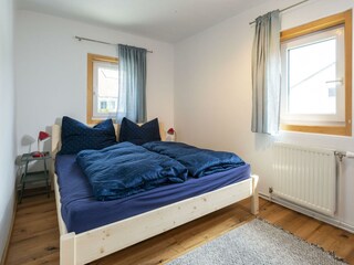 OG-1 - 02 - _YWX9839