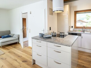 OG-2 - 12 - _YWX0082