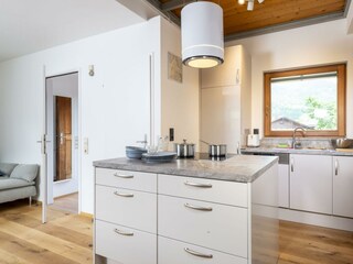 OG-2 - 11 - _YWX0072