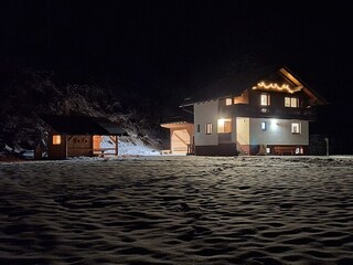 Chalet Lärchforst bei Nacht