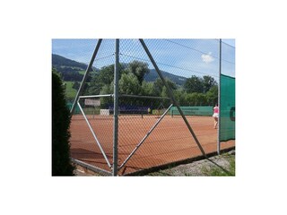Ferienapartment AICH - Tennisplatz