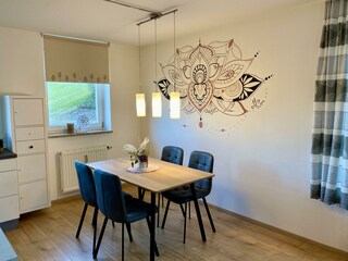 Ferienwohnung_Maria_Esstisch