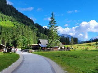 Weg vom steirischen Bodensee- Parkplatz