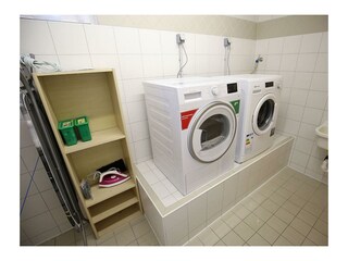 Villa-Hasi-Waschmaschine-Trockenmaschine